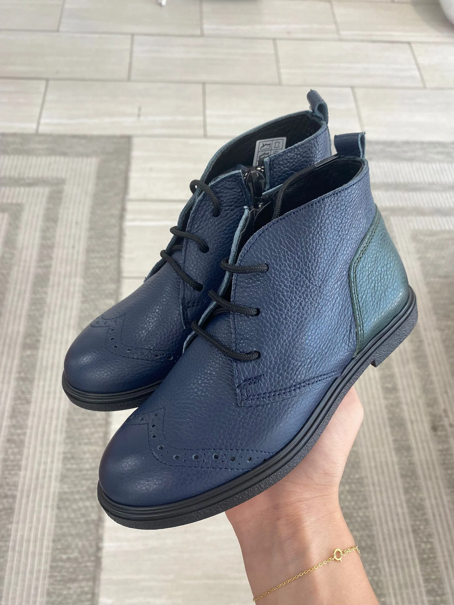 Blublonc Navy and Green Wingtip Bootie