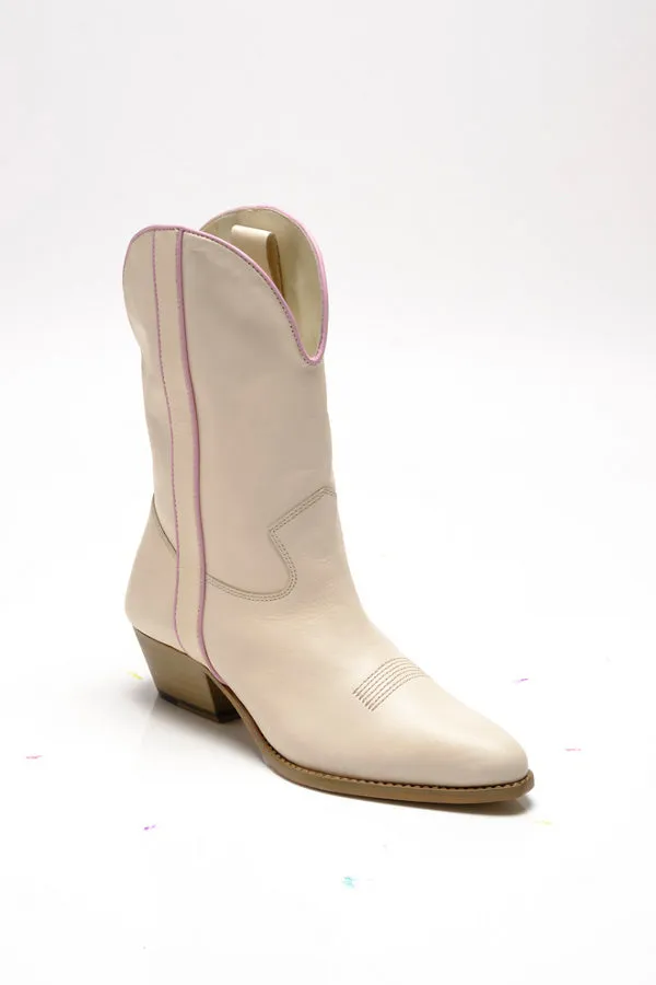 BORDERLINE WESTERN BOOTIE