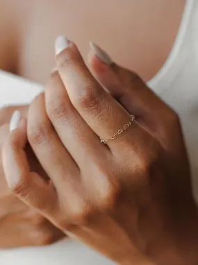 Dainty Heart Chain Ring