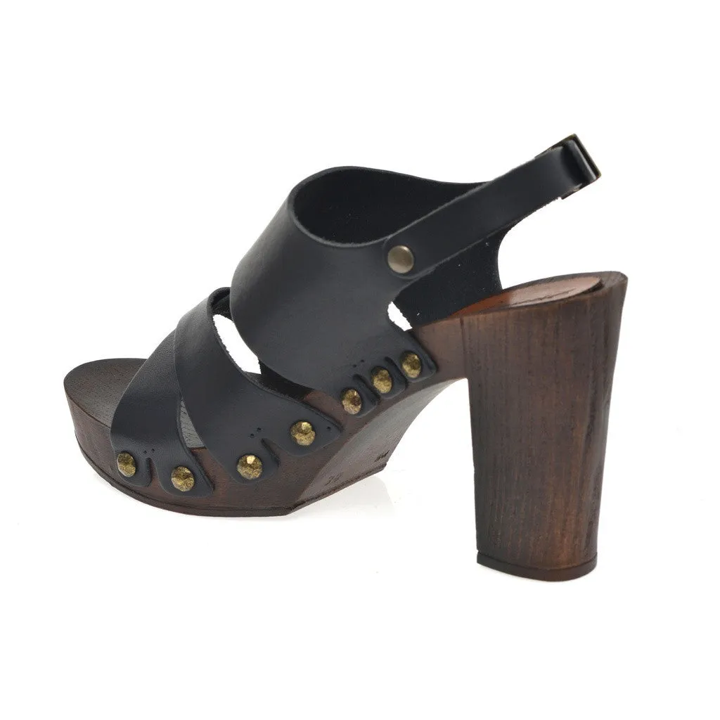 Leather platform sandal  in oak with back strap