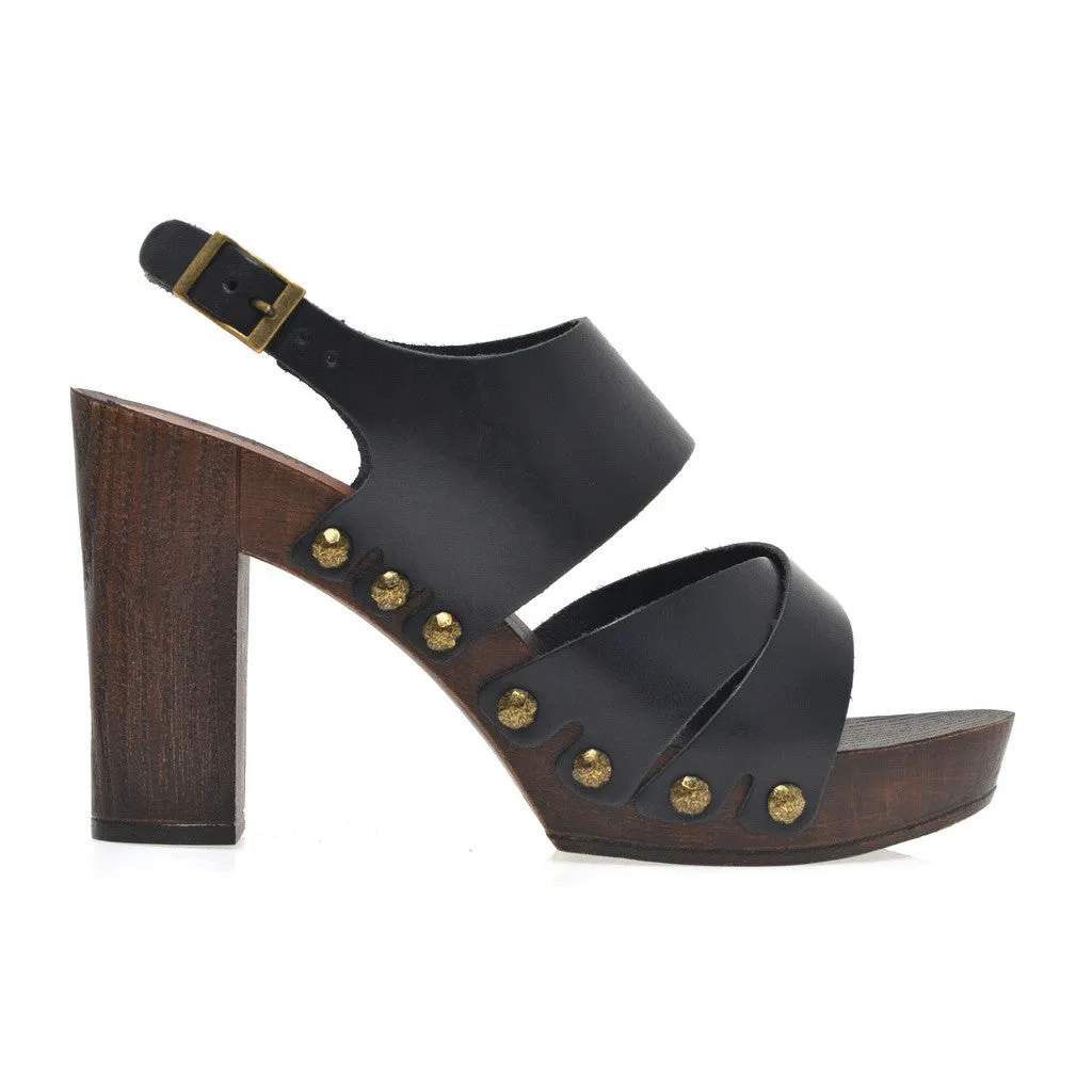 Leather platform sandal  in oak with back strap