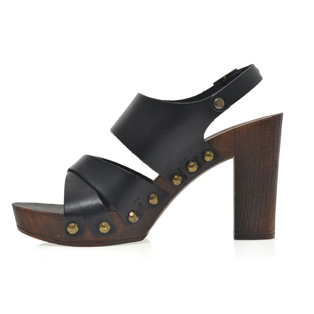 Leather platform sandal  in oak with back strap