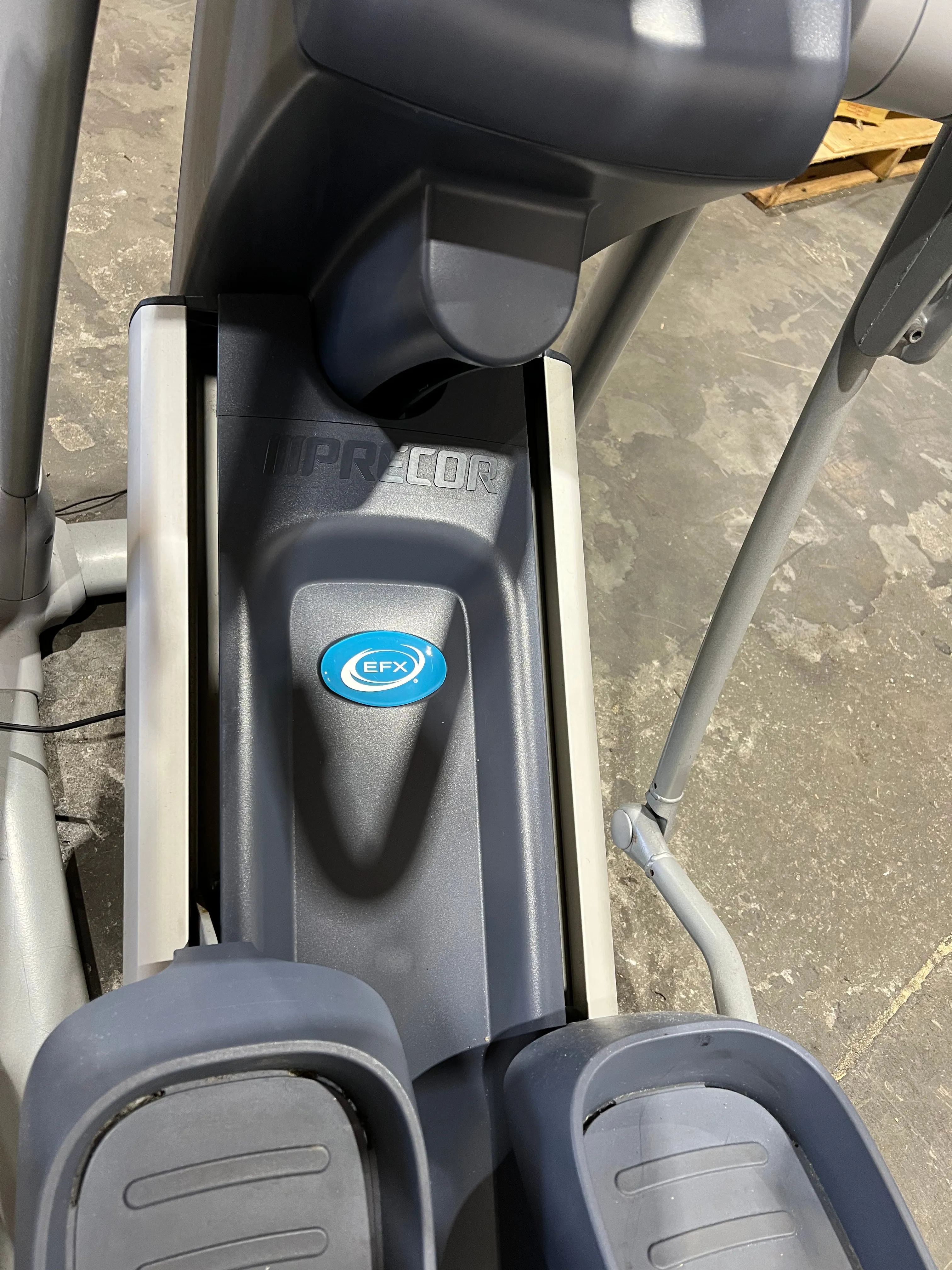 Precor 885 Elliptical P80 Console