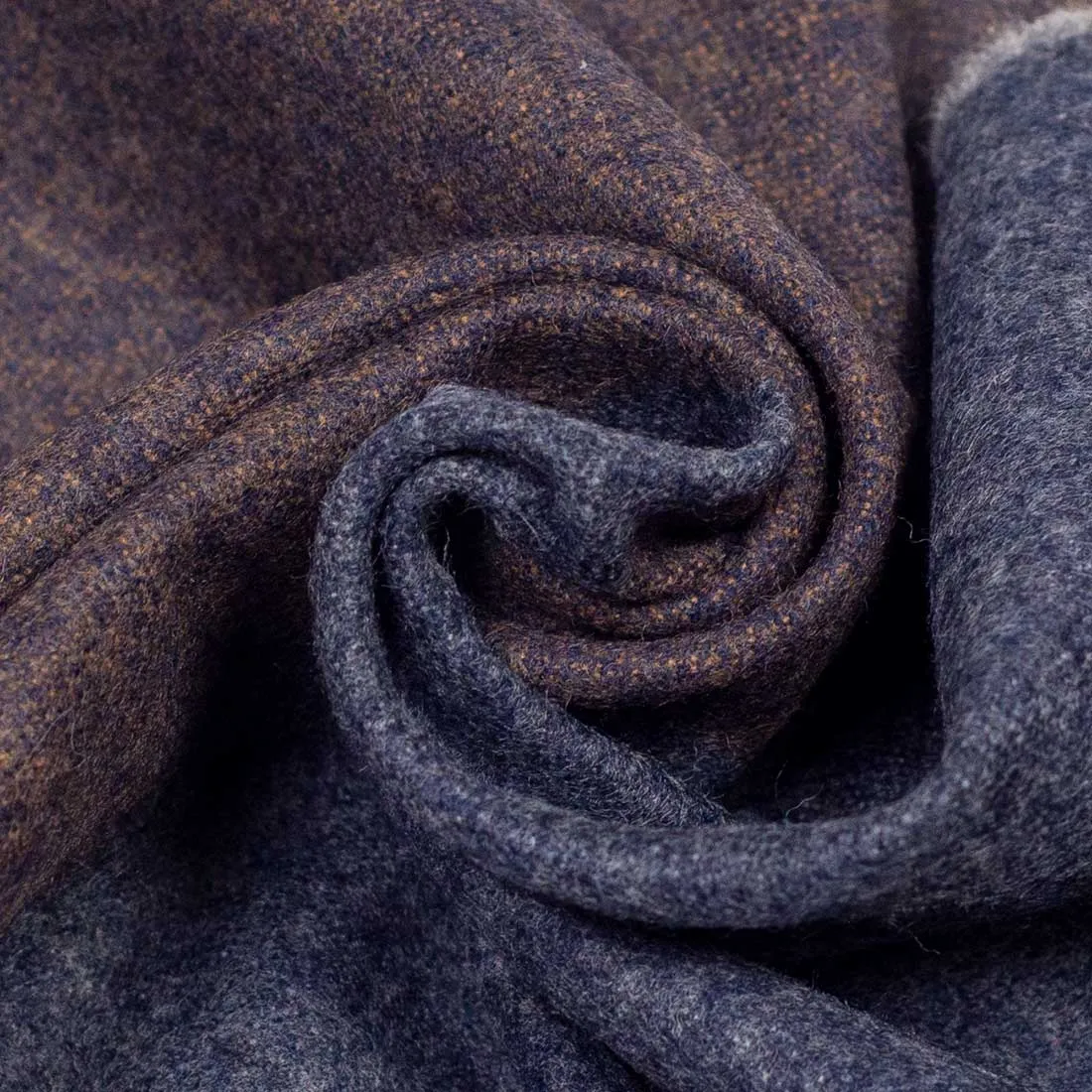 Vigo Buckley wool & cashmere double-faced scarf, Wine vicuna