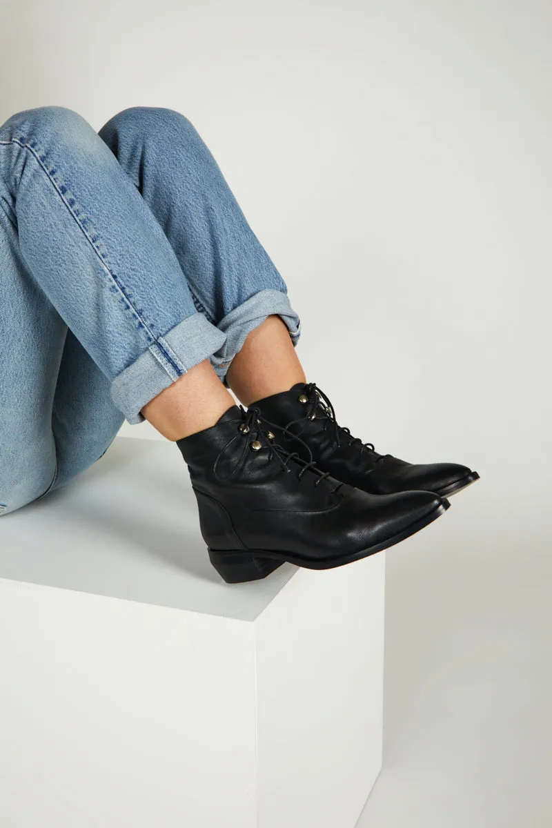 WEST LACE UP ANKLE BOOT